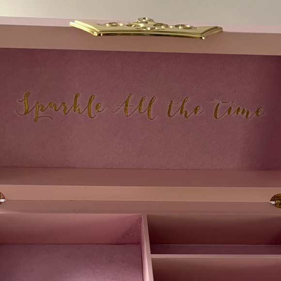 Kids Disney Princess Gold Icon Pink Lacquer Wood Jewelry Box Jewelry Organizer - Picture 5 of 15